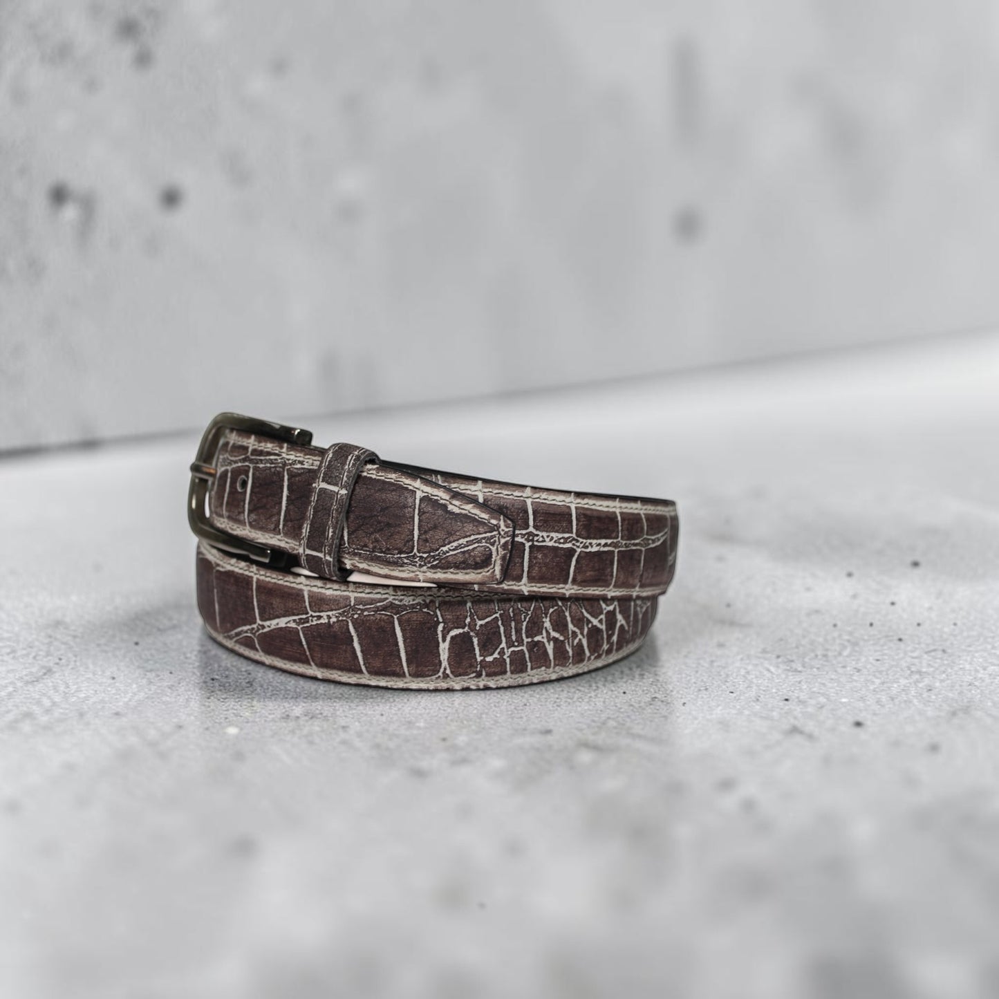 Men’s Crocodile Embossed Leather Belt | Bufflet Leather